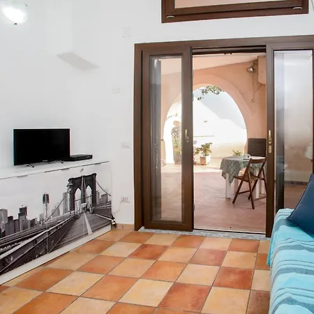 La Marmorata アパートホテル